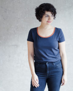 Klassisches T-Shirt nähen mit Schritt-für-Schritt Nähanleitung: Das Schnittmuster T-Shirt Damen der Modular Collection - Schnittduett - Moderne Schnittmuster für Frauen, die minimalistische Mode lieben